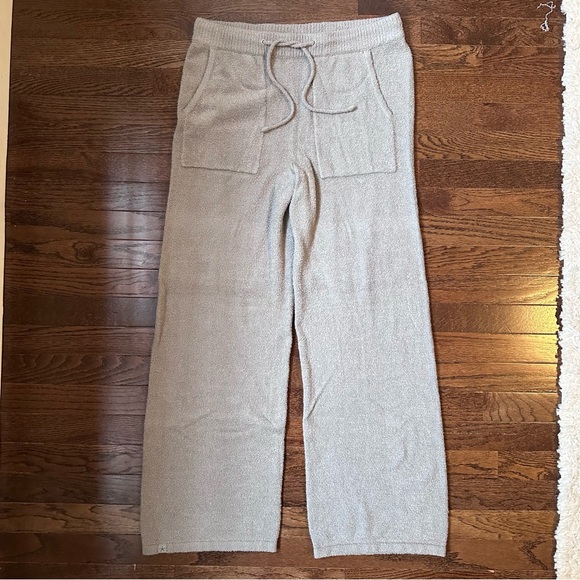 Barefoot Dreams • EUC • Cozy Chic Lite Patch Pocket Wide Leg Pants - Picture 2 of 9